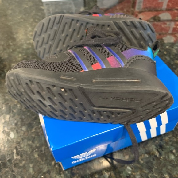 adidas Multix Athletic Shoe - Black / Multicolor Toddler Girl Size 5K. - Picture 4 of 5